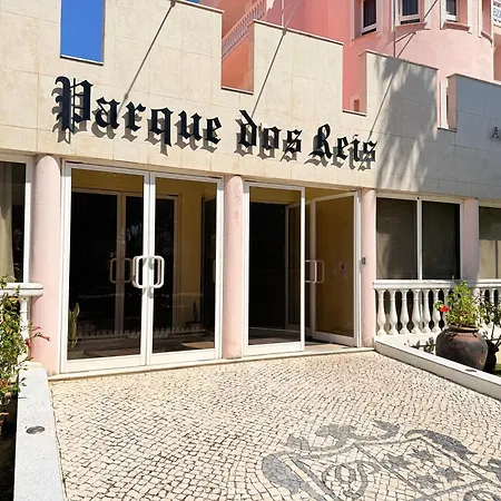 Mace House Monte Gordo