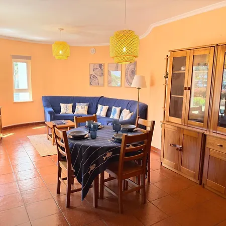 Mace House Apartment *