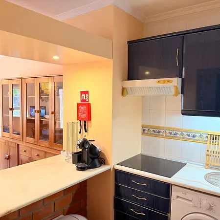 Mace House Apartment *